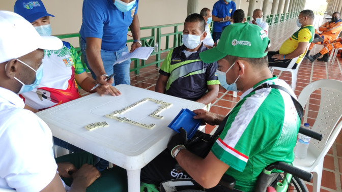 eliminatorias-de-ajedrez-en-el-complejo-raquetas-de-cartagena.jpg