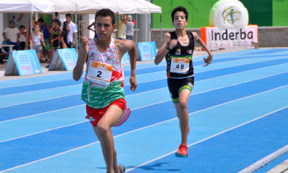 GANADOR-800-METROS.jpg