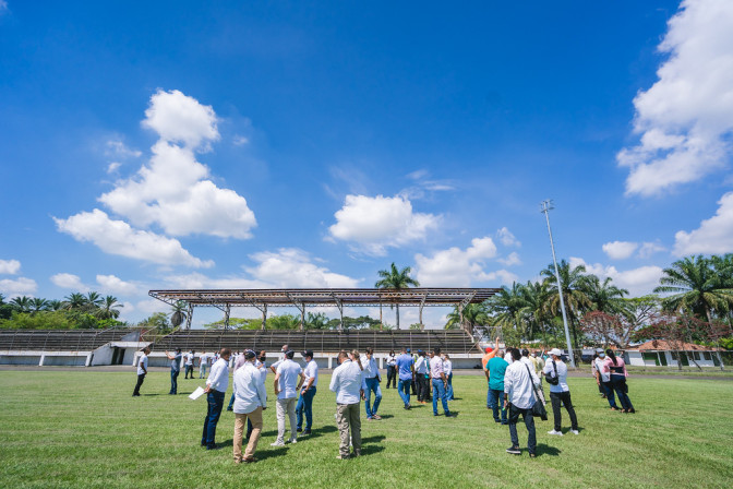 inauguracion-de-la-cancha-de-futbol-11-en-guachene.jpg