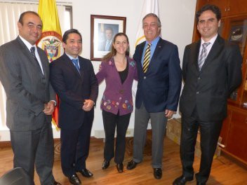 P1020521-1.jpg
