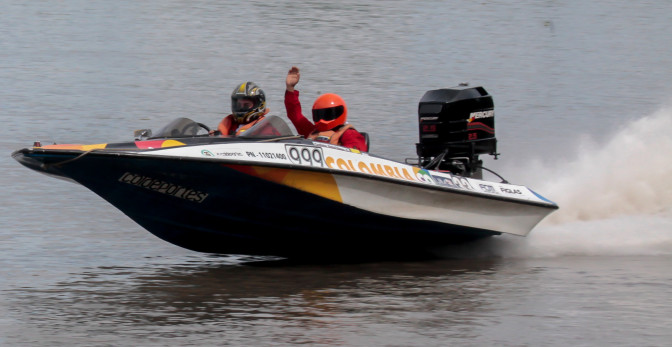 noticia-02-21-2014-valida-botes.jpg