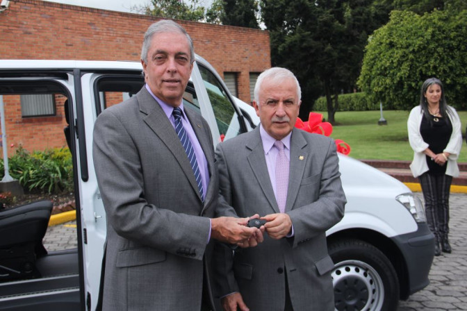 noticia-2014-09-22-andres-botero-baltazar-coi-vehiculo.jpg