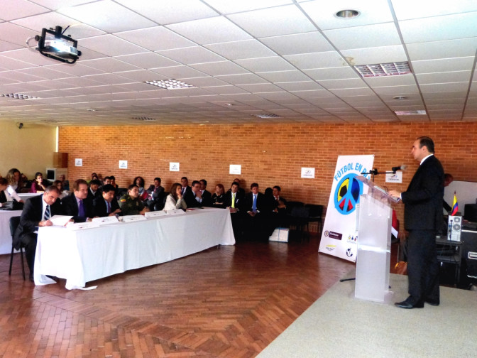 noticia-2014-09-24-futbol-en-paz.jpg