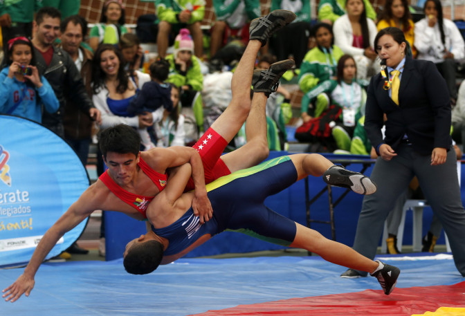 noticias-coldeportes-superate-intercolegiados-28-05-2015.jpg