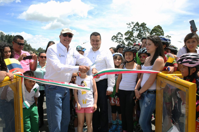 noticias-coldeportes-Director-Coldeportes-andres-botero-marinilla-19-06-2015.jpg