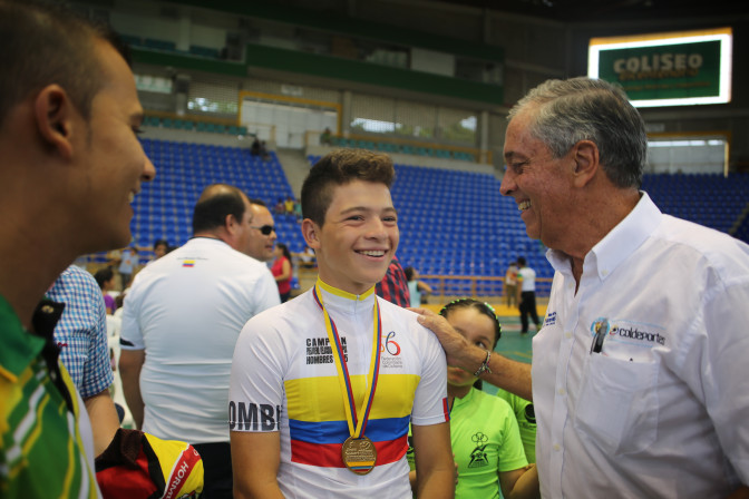 Conversatorio-con-ninos-y-ninas-deportistas4.jpg