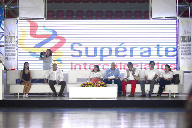 Inauguracion-centrooriente.jpg