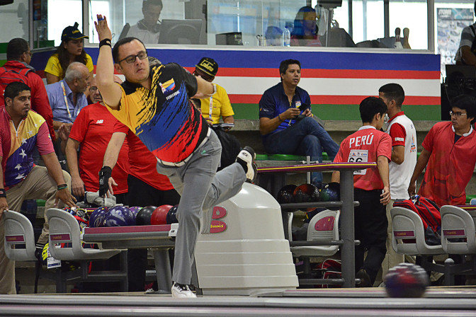 Bowling.jpg