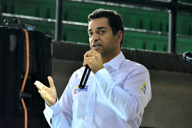 AFRANIO1.jpg