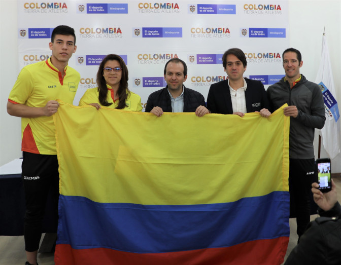 Entrega-de-Bandera.jpg