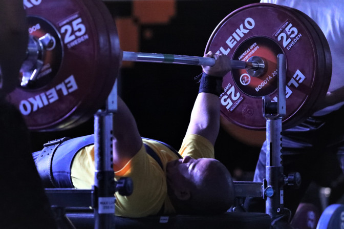 Powerlifting.jpg