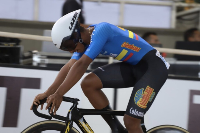 Cartas-cvolombianas-para-Copa-de-Naciones-UCI.jpeg