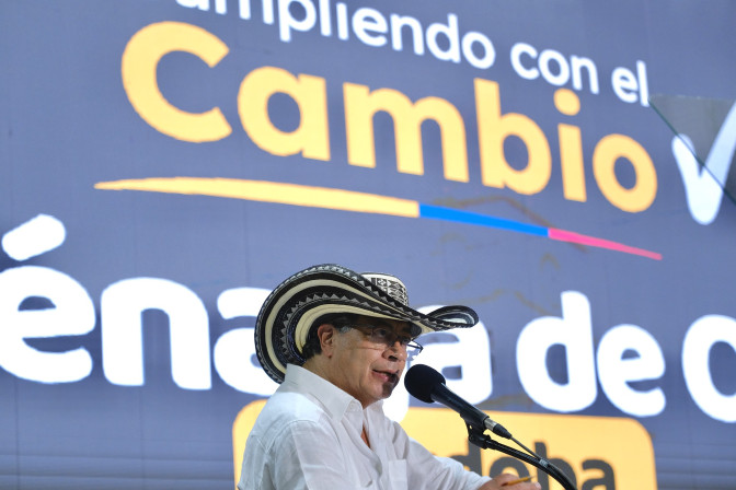 54296065828-09bd451644-k.jpg