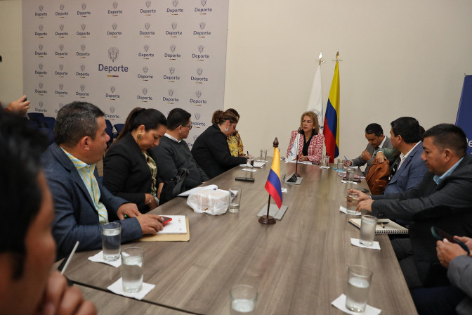 Acercamiento-Mindeporte-con-alcaldes-del-sur-del-Huila-2.jpeg