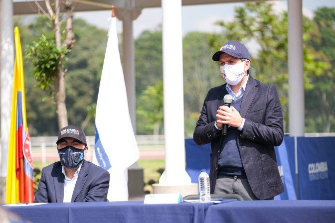 ministro-lucena-discurso-plantacion-de-arboles.jpg