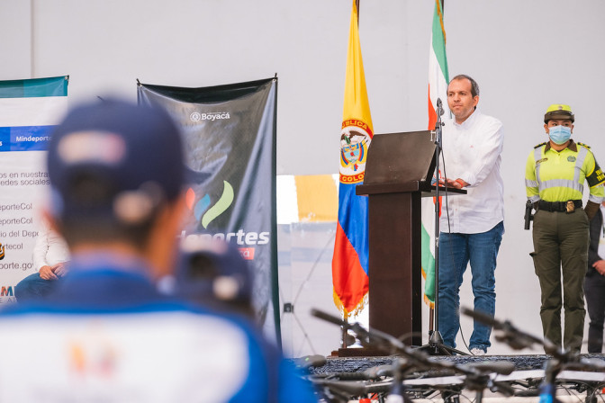 discurso-del-ministro-ernesto-lucena.jpg