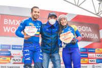 El-ministro-Lucena-junto-con-los-deportistas-colombianos-Carlos-Ramirez-y-Mariana-Pajon.jpg El-ministro-Lucena-junto-con-los-deportistas-colombianos-Carlos-Ramirez-y-Mariana-Pajon.jpg