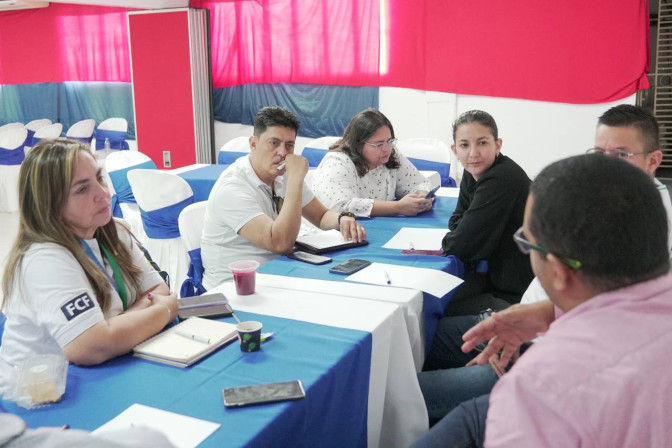 mesas-dialogos-por-el-deporte-en-cali.jpg