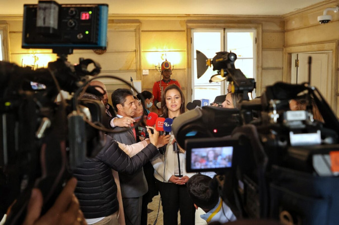 la-ministra-luz-cristina-lopez-con-medios-de-comunicacion.jpg