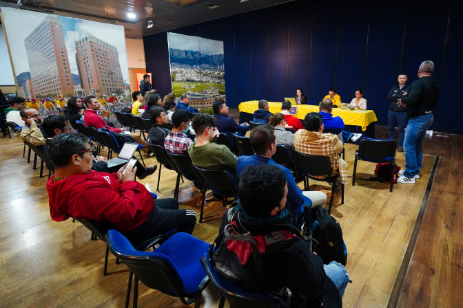 Mesas-de-trabajo-Bogota.jpg