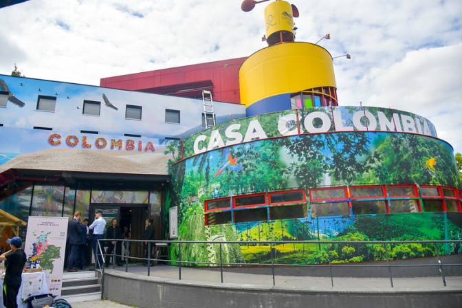 1-fotografia-oficial-de-la-presidencia-de-colombia.jpg