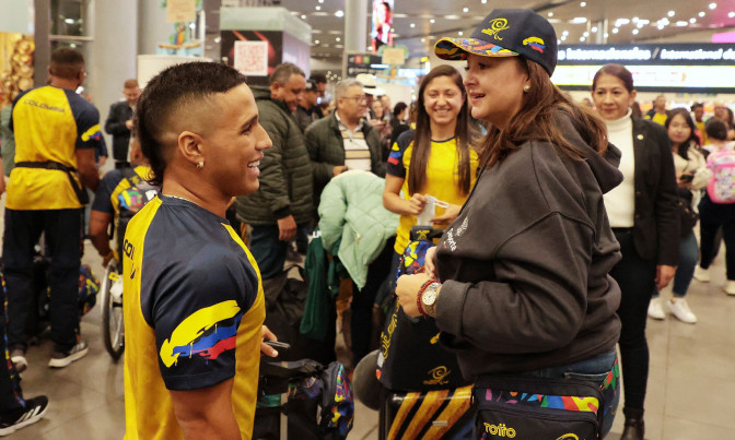 Delegacion-colombiana-lista-para-viajar-a-los-Juegos-Paralimpicos-Paris-2024-4.jpg