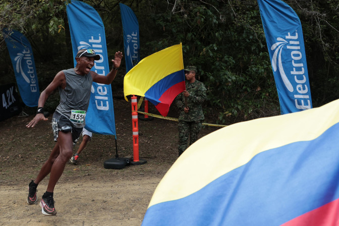 carrera-4-2k-farallones-trail-run-cop16-7.jpeg