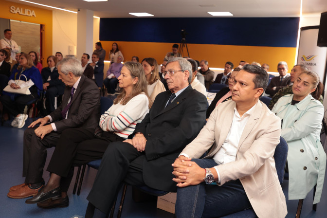 encuentro-con-federaciones-en-el-comite-olimpico-colombiano-2.jpeg