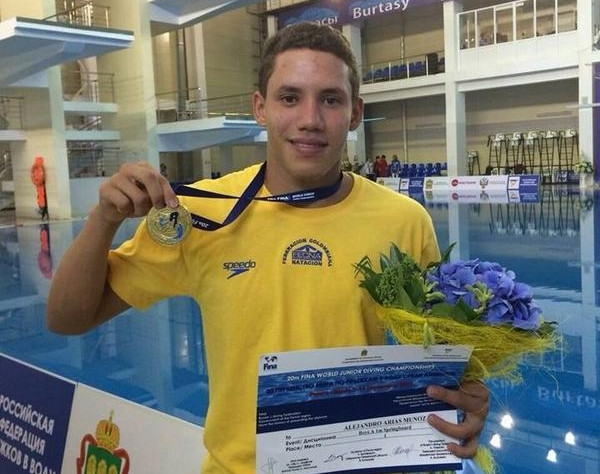 noticia-2014-09-12-alejandro-arias-campeon-clavados-mundial-rusia.jpg