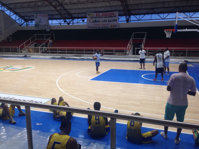 baloncesto-coliseio-el-jardin-quibdo-01-11-2015.jpg