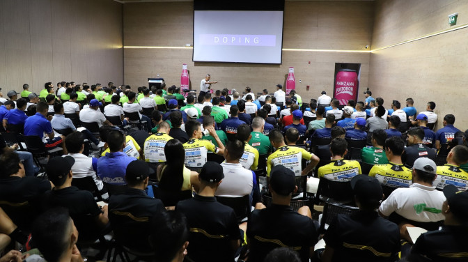 ConferenciaDopaje-vueltaColombia.jpg