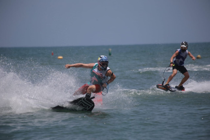 Jetsurf.jpg