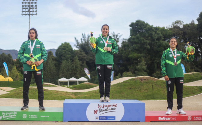 Mariana-Pajon-podio-BMX.jpg