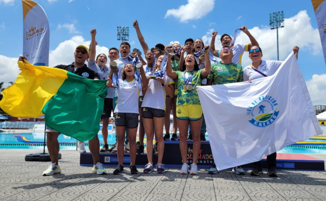 Caldas-delegacion-natacion-final-Intercoelgiados.jpeg