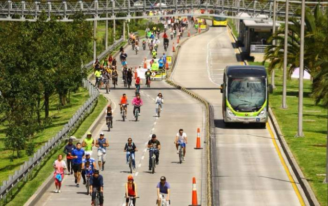 CICLOVIA-DE-BOGOTA.jpeg